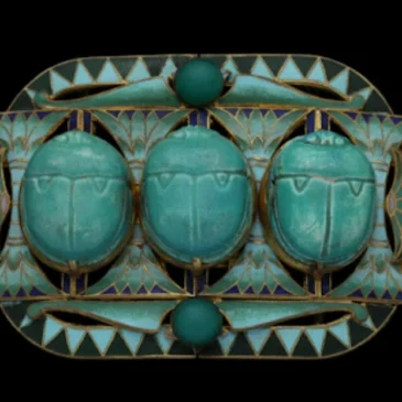 Boucle ancienne Piel Frères aux scarabées émaillés verts, Art Nouveau égyptomanie