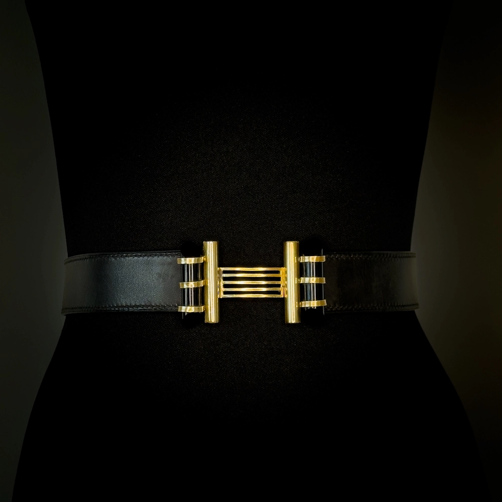 Ceinture COLETTE veau noir boucle art Deco verre noir et laiton Madame Royale Maroquinerie Ceinture COLETTE veau noir boucle art Deco verre noir et laiton Madame Royale Maroquinerie