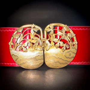 Ceinture AYAKO veau rouge cerise boucle art nouveau laiton Madame Royale Maroquinerie