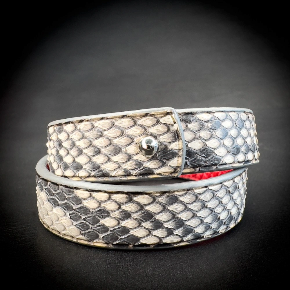 Double tour python naturel Madame Royale Maroquinerie Double tour python naturel Madame Royale Maroquinerie