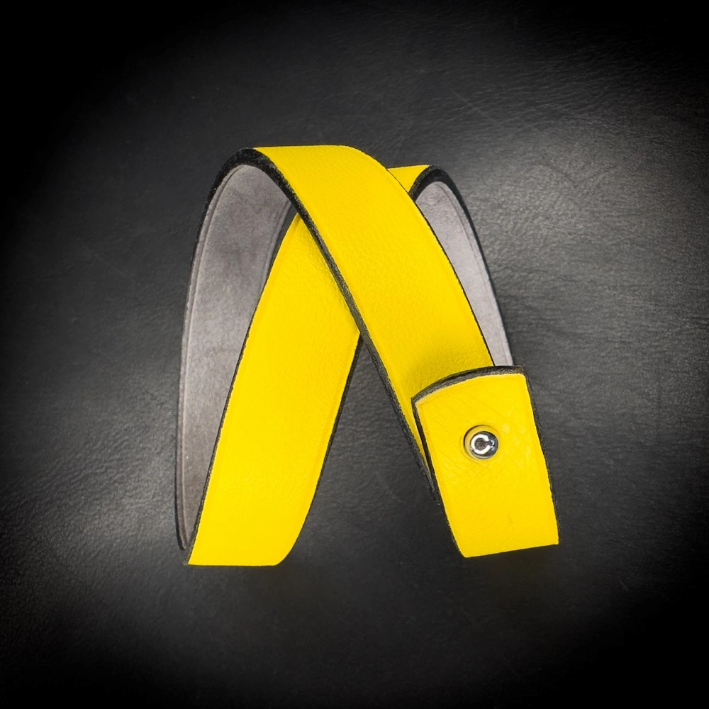 Double tour veau jaune Madame Royale Maroquinerie Double tour veau jaune Madame Royale Maroquinerie