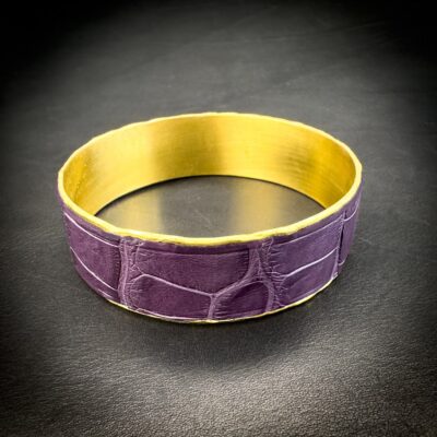 Jonc laiton gainé alligator violet Madame Royale Maroquinerie