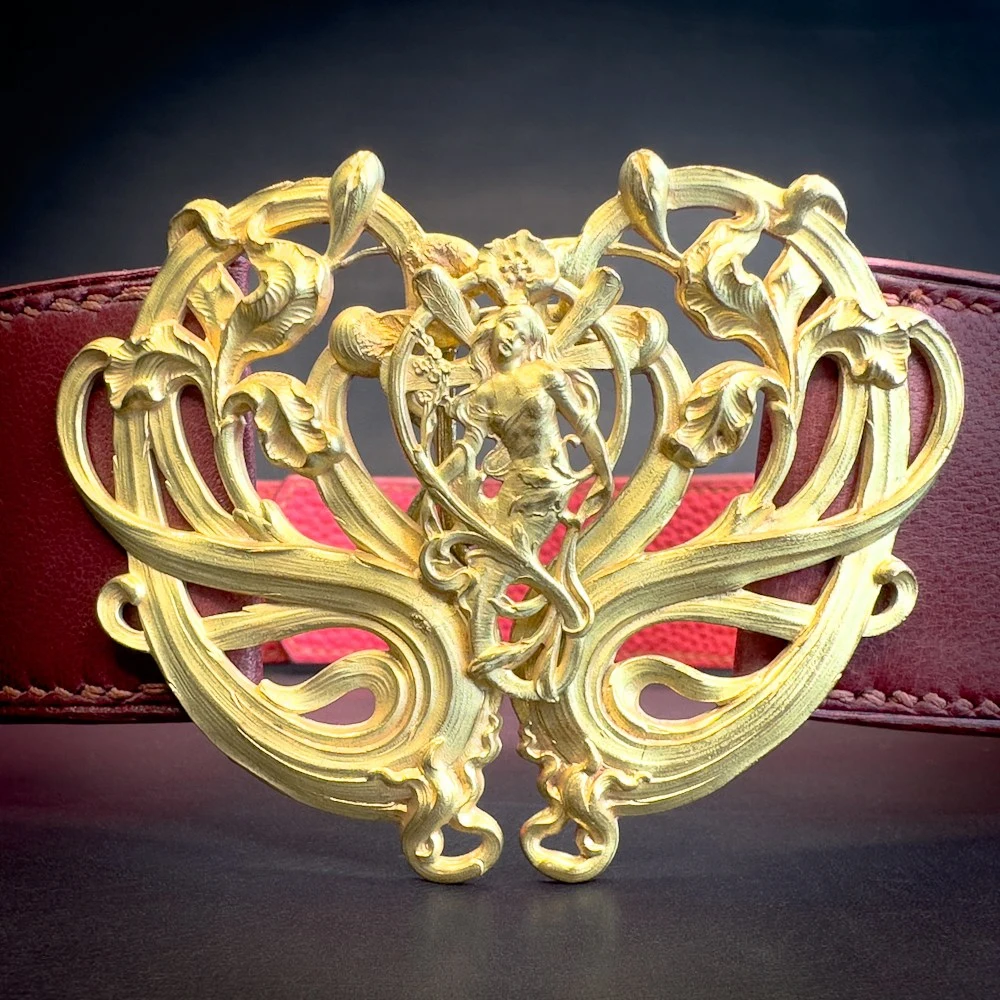 Sibylle veau burgundi et boucle laiton Art Nouveau Madame Royale Maroquinerie