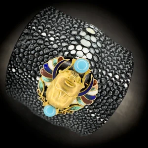 bracelet manchette galuchat noir poncé broche ancienne scarabée Art Nouveau attribuable à Piel Frères pièce unique